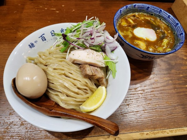 「煮干しカレーつけ麺 大盛 味玉」@麺や百日紅の写真