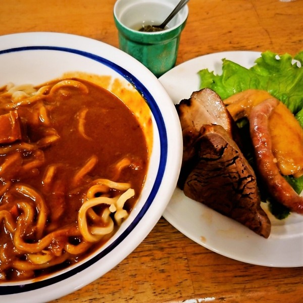 「ぶっかけMIXカレー」@MENYA 食い味の道有楽の写真