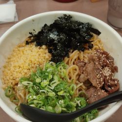 牛すじまぜそば大盛