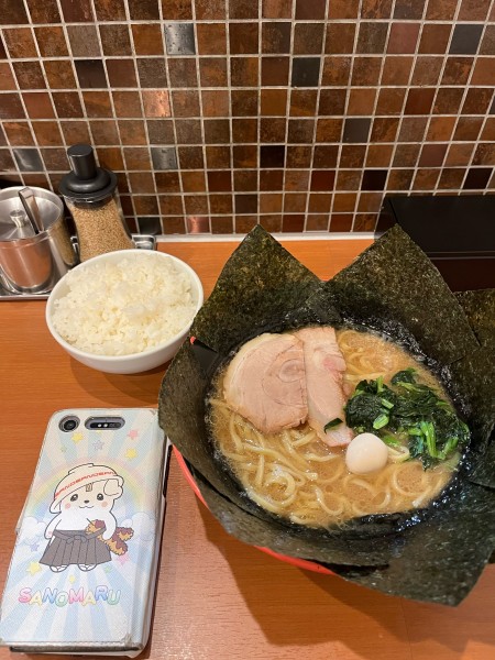 「海苔ラーメン硬め濃いめ、ライス」@ら～めん 麺家和王の写真