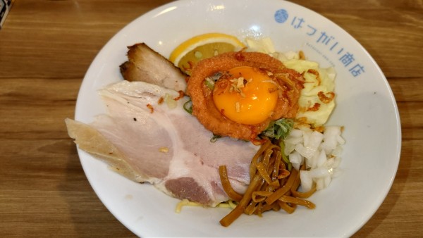 「明太まぜそば　950円」@はつがい商店の写真