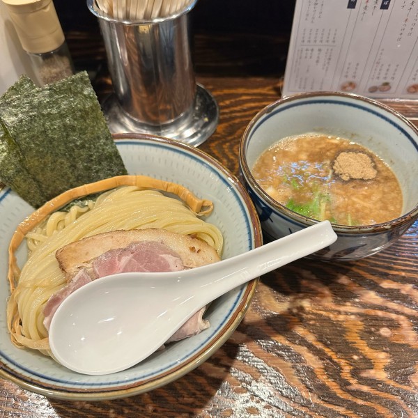 「濃厚煮干しつけ麺」@麺屋 武平の写真