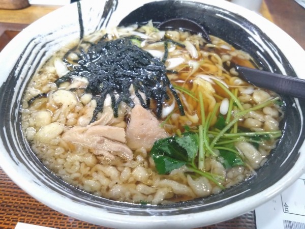 「元祖鶏中華」@手打ち 水車生そばの写真