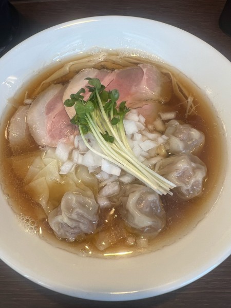 「いりこそばワンタン」@オカモトモノガタリの写真