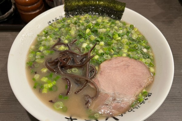 「ねぎらーめん アブラヌキ(ハリガネ)+替玉(ハリガネ)」@博多長浜らーめん いっきの写真