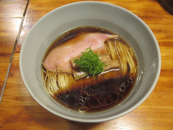 「中華そば醤油（750円）」@柴崎亭 梅丘店の写真