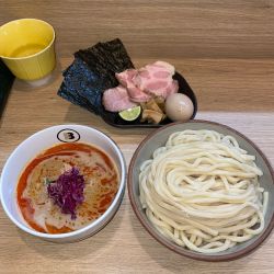 つけ麺大盛BUKKO盛辛味プラス¥1,650円