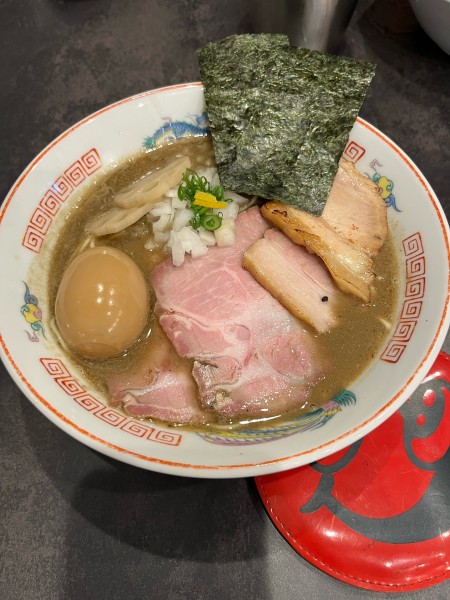 「特製濃厚煮干らーめん」@西永福の煮干箱の写真