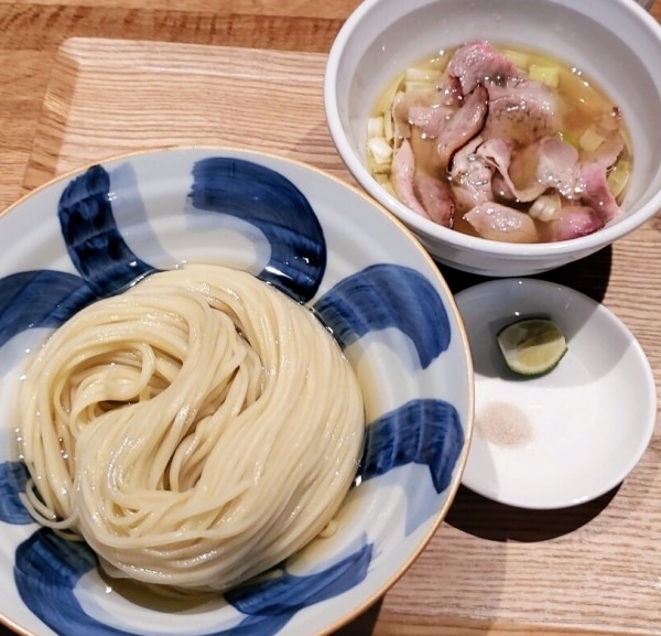「昆布水つけ麺（白醤油）1,000円」@中華蕎麦 みうらの写真