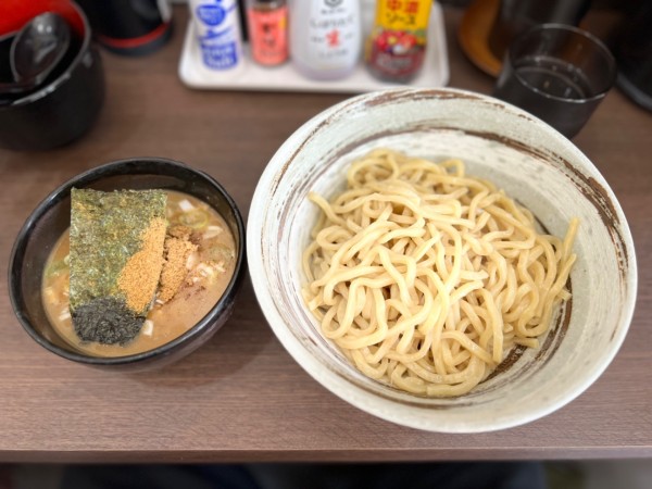 「濃厚魚介つけ麺(全部のせ)並盛350g  930円」@紅桜の写真