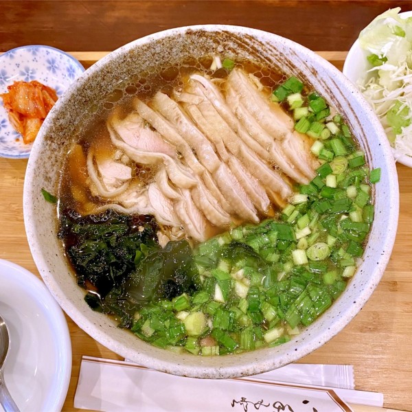 「ニラたっぷり鶏ラーメン。¥980。」@中華料理 富陽の写真
