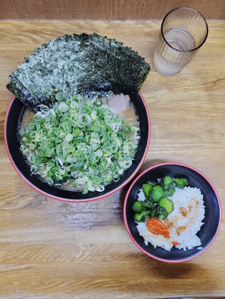 「京都九条ネギラーメン + のりダブル + ライス」@麺家 紫極の写真