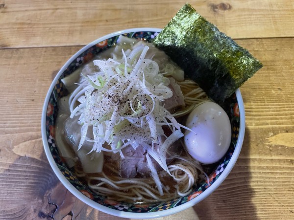 「奈つやの中華そば 雲呑 味玉 ネギ ¥1,250」@奈つやの中華そばの写真