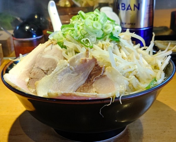 「味噌もやしラーメン」@旨みこってりらーめん 鐵 TETSU 千葉分店の写真