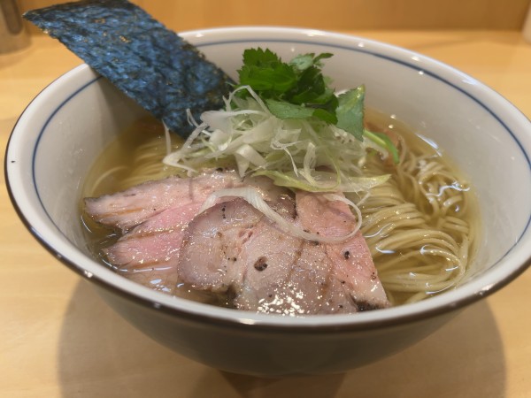 「軍鶏そば(塩)」@麺庭 つむぎの写真