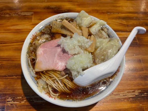 「わんたん中華そば(半ラーメン120g)  950円」@世田谷製麺所の写真