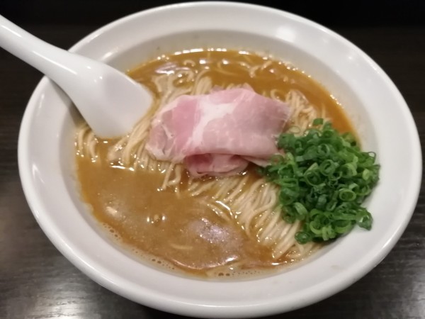 「オマール海老蕎麦　1050円　鯵のアヒージョの和え玉350」@灰汁中華 丿貫 福富町本店の写真