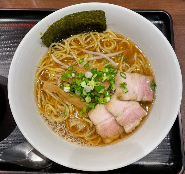 「ラーメン」@中華そば おかべの写真