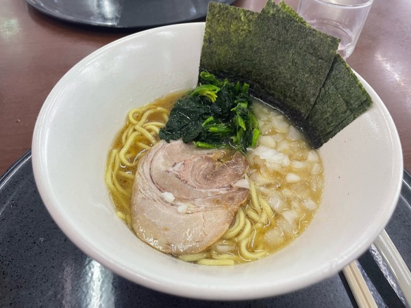 「醤油豚骨ラーメン」@麺匠 久玄 高坂SA下り店の写真