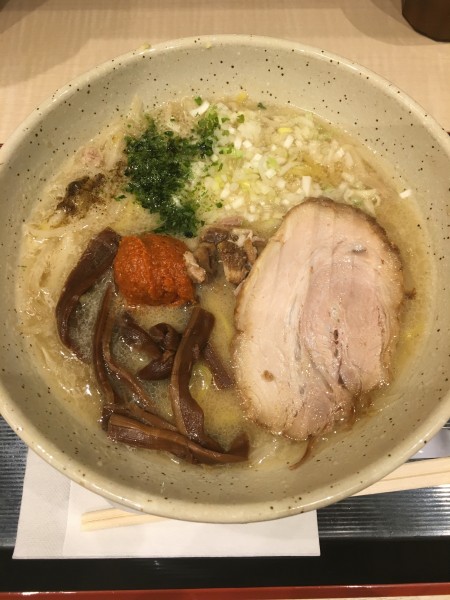 「辛味噌らーめん(950円)」@つじ田 味噌の章 東京駅店の写真