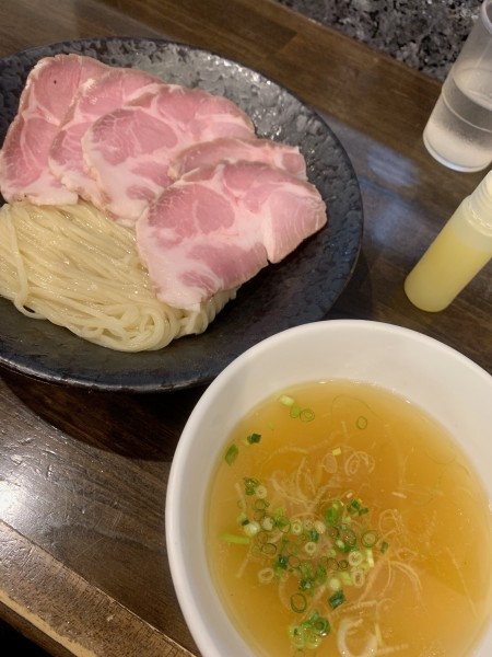 「しおつけ麺チャーシュー」@町田汁場 しおらーめん進化 町田駅前店の写真