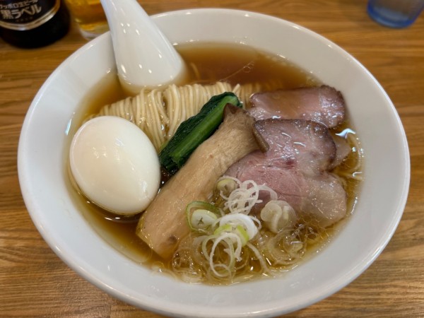 「醤油ラーメン800円+味玉100円」@ぬまちゃんラーメンの写真