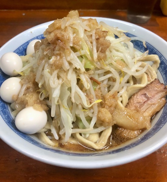 「小ラーメン ヤサイアブラうずら 780+100円」@蓮爾 新町一丁目店の写真