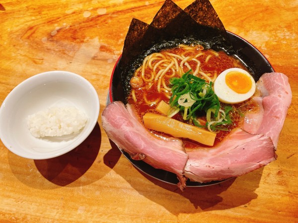 「低温チャーシュートッピング+替え玉」@博多一風堂 池袋店の写真