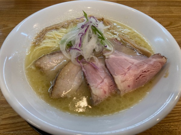 「濃鶏白湯・チャーシュー」@麺彩 こはねの写真