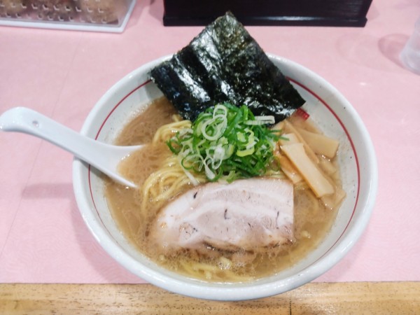 「塩2番890円」@らーめん研究所の写真