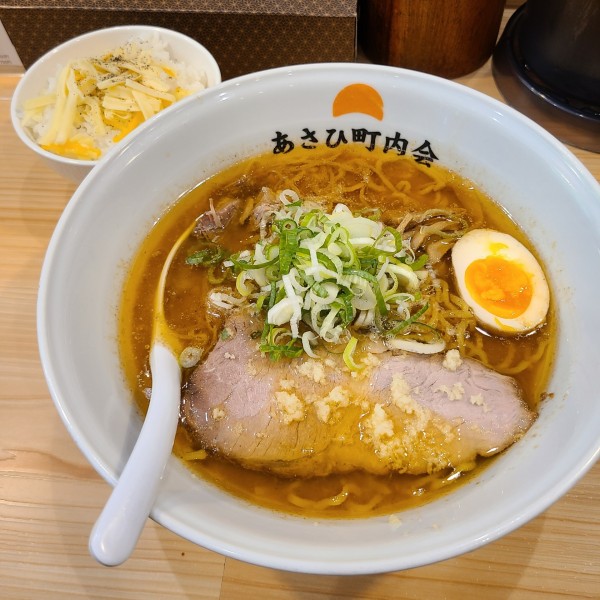 「20年前に恋した味噌ラーメン(半玉付き)+20恋の〆ごはん」@あさひ町内会の写真