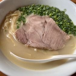 鶏白湯塩：950円