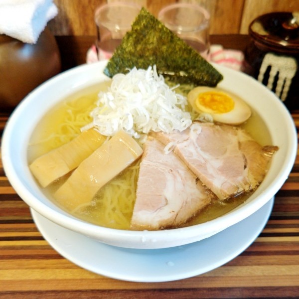 「冷やしらぁめん(細麺 大盛)」@めん処 倖佳の写真