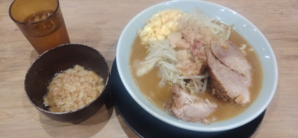 「ラーメン小　950円」@俺の生きる道 上野店の写真