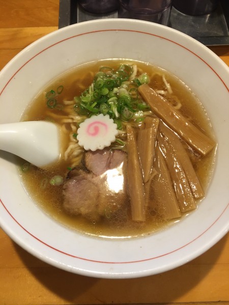 「醤油ラーメン(700円)」@自家製麺中華SOBA 旭の写真