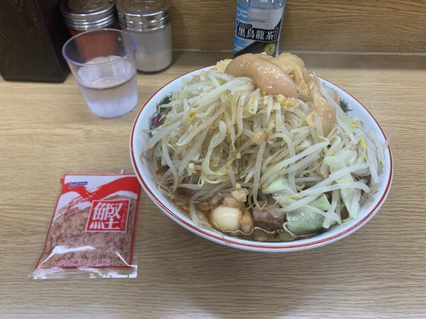 「ラーメン豚入り」@ラーメン二郎 栃木街道店の写真