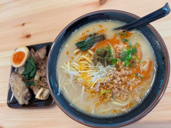 「特製担々麺」@麺屋鳥膳の写真