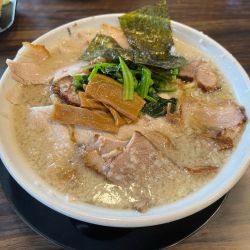背脂塩チャーシュー麺　カタメ　大盛