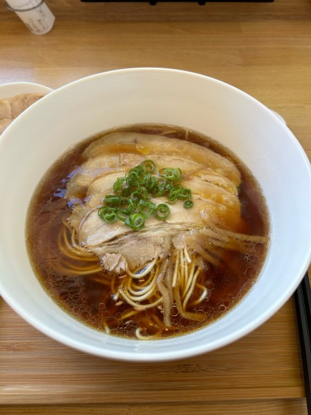 「鶏醤油拉麺」@鶏醤油拉麺専門店そうわの写真