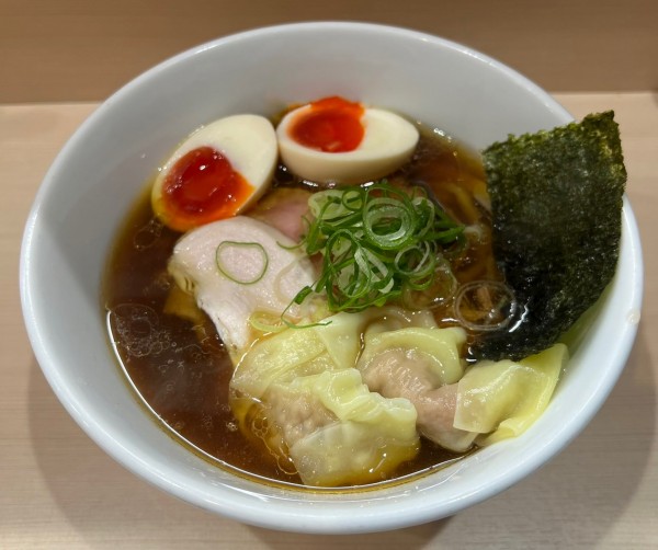 「特製中華そば」@手揉み中華そば 中村の写真