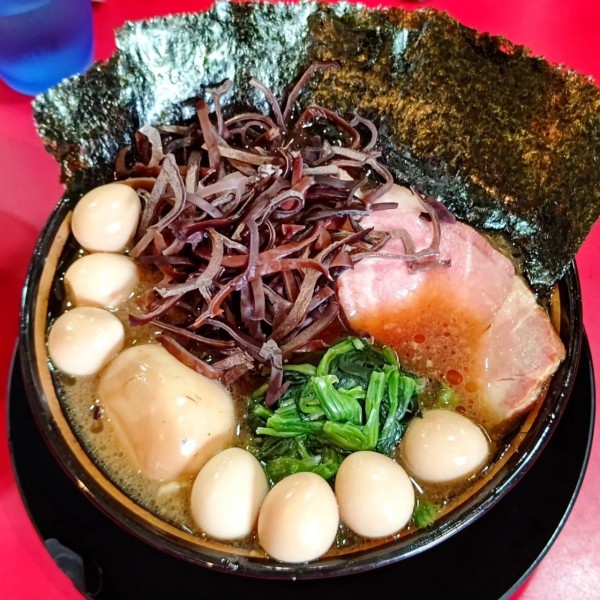 「チャーシューメン」@家系ラーメン とらきち家の写真