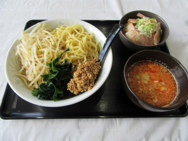 「冷やし担々つけ麺（１０００円）＋特盛１５０円＋ミニチャー丼」@つけ麺 郷の写真
