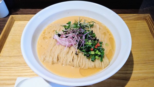 「【限定】冷やし鮭しぼり蕎麦」@NIBOSHIMANIAの写真