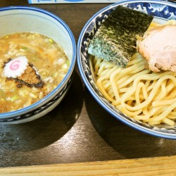 「つけそば」（850円）