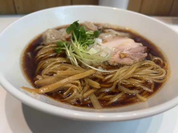 「熟成しょうゆ らぁ麺」@らぁ麺 ひなたの写真
