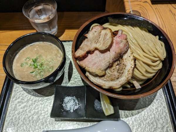 「国産チャーシューつけ麺大1600円」@中華蕎麦 ひら井の写真