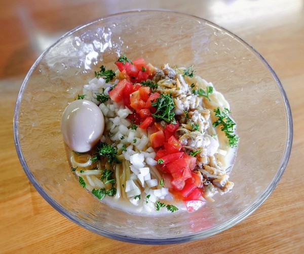 「浅蜊とキノコの冷やしそば【期間·数量限定】」@麺 㐂色の写真