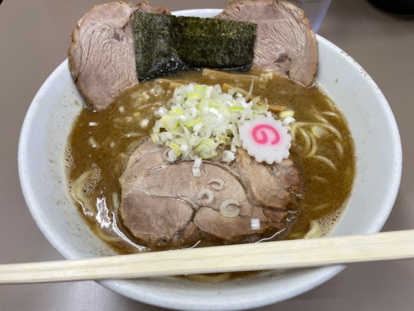 「中華そば＋小チャーシュー」@庵悟の写真