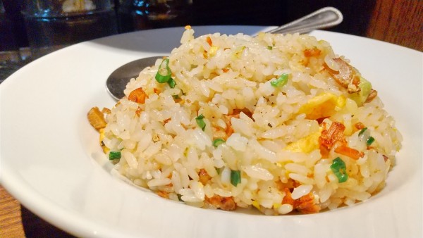 「#半チャーハン #380円 #博多ラーメン #黒 #バリカタ」@博多らーめん 一心堂 蒲田店の写真