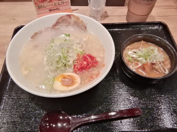「温麺(並盛)（858円）」@野郎めし 松戸店の写真